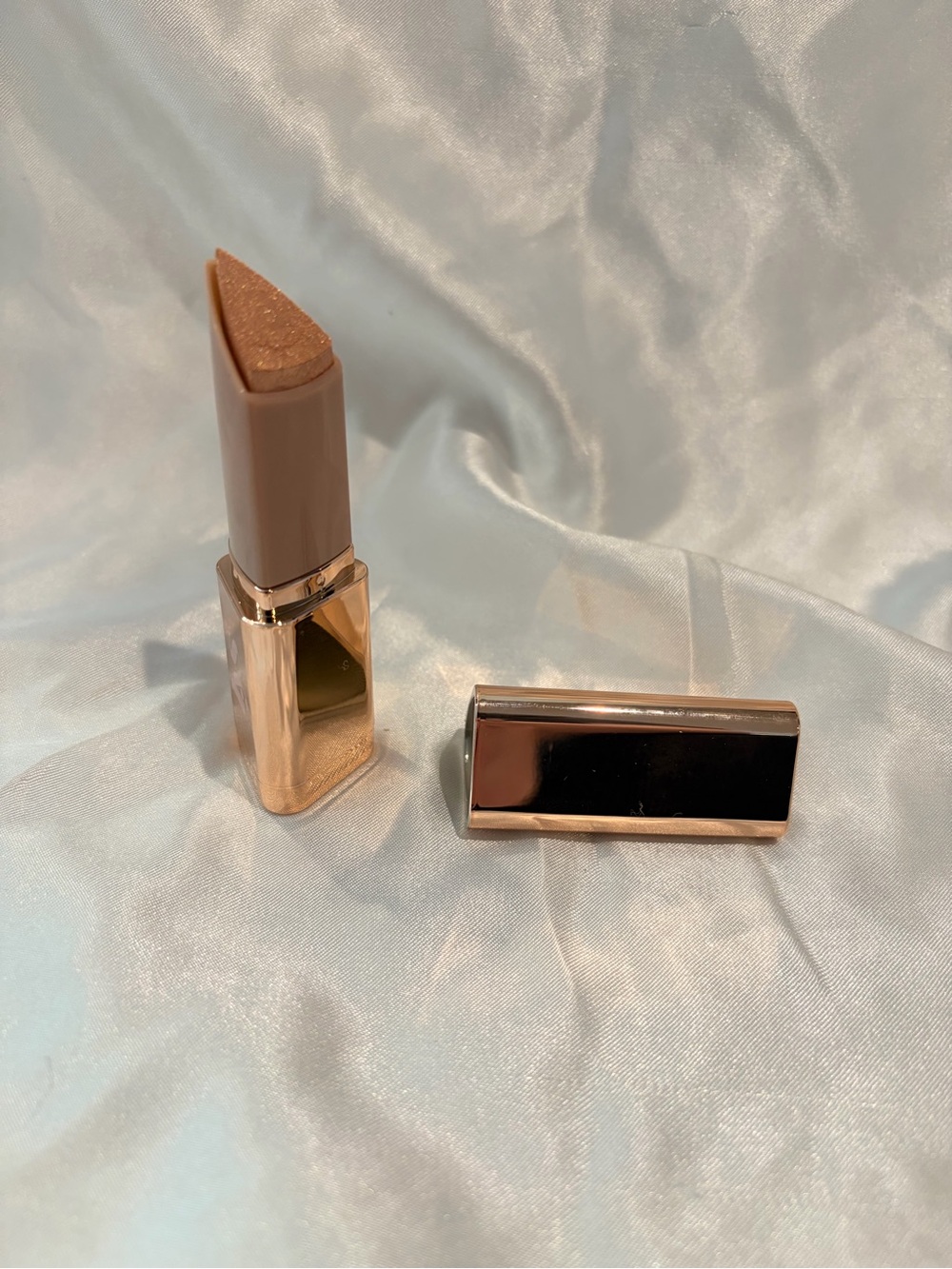 Makeup bundle - Picture 4 of 7
